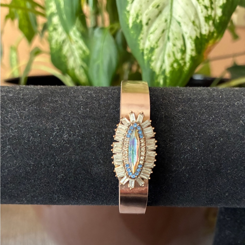 💎Keep Collective Metallic Band with Staement Charm